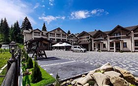 Whiteberry Hotel